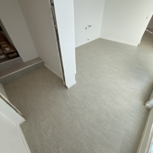 Linoleum montering i rum